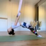 Derya Beşerler Instagram - Bu akışa bayıldım🫶🏼🤸🏻‍♂️🎈 #antigravityyoga