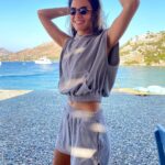 Derya Beşerler Instagram - Yaşasın yaz☀️yaşasın mavinin 50 tonu💙şuraya küçük mutlu bir Derya bıraktım🤭