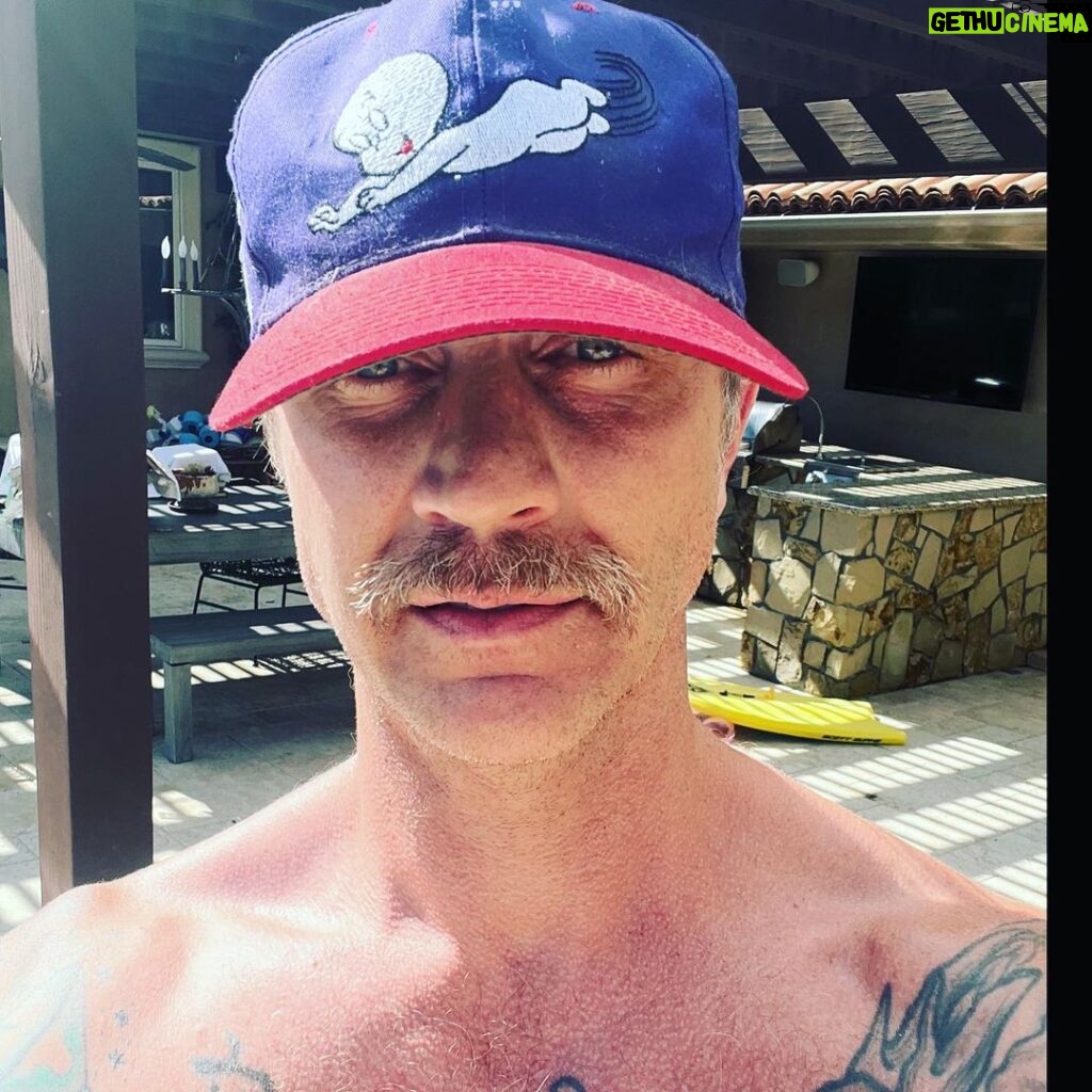 Devon Sawa Instagram - Fuck it, I’m going all in with with stach this time.