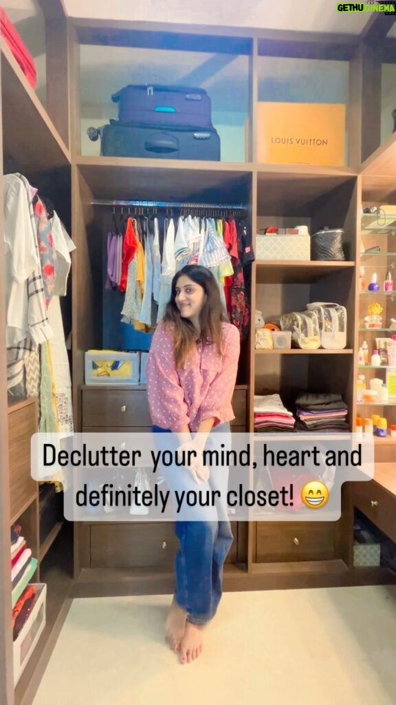Dhanya Balakrishna Instagram - Make your life simple but significant 🍀❤😊 Thank u @thesortstory for your professional assistance. u guys are amazing. ❤🤗 Chk out my latest youtube video on decluttering and reorganising my closet. link in bio