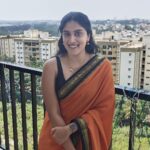 Dhanya Balakrishna Instagram – 🧡🖤🧡🖤 #saree #sareelove