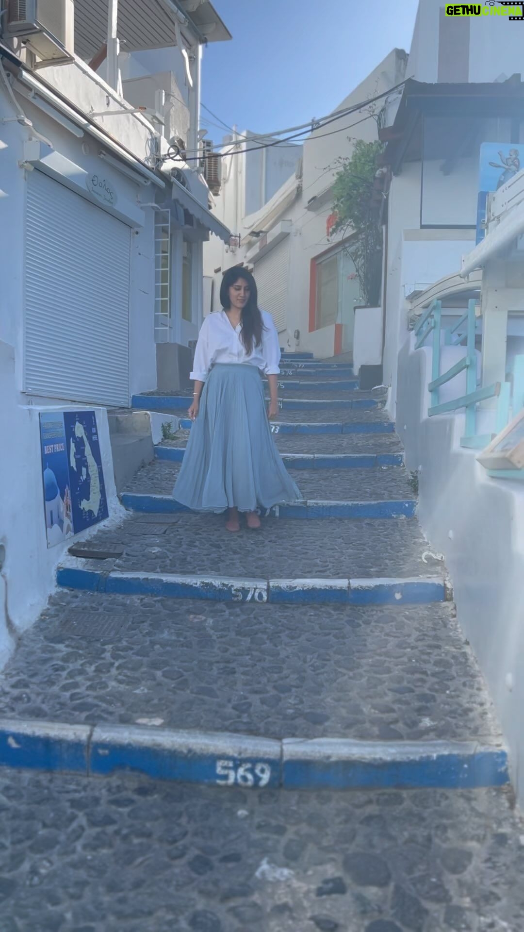 Dhanya Balakrishna Instagram - Took a while to say Happy New Year but i was away having the most amazing last 10 days of 2023 in Greece . Sending you all lots of love , prayers and strength to get everything your heart desires. ❤️❤️❤️ cheers insta fam.