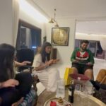 Dhvani Bhanushali Instagram - Merry Christmas and happy holidays ❤️🎄 Decorated a tree and a ginger bread cookie 🤓