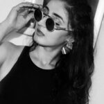 Dhvani Bhanushali Instagram - Swipe till the very last one to know my caption okay?💃 VOLUME UP @dhvanixkhushi thankyou for the video 🫶 📸 @baricci 👗 @twofoldstyles 💎 @thegehneofficial