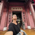 Diana Nicolau Instagram - Goooood morning Vietnaaaaam! ☀️ 🇻🇳 Com tanta beleza para entreter a vista, até estou capaz de te perdoar os 220usd que me roubaste no aeroporto à chegada. 😏 Continua assim a ver se eu me esqueço e perdoo. Hội An