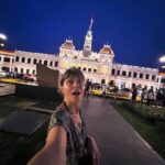 Diana Nicolau Instagram - Ho Chi Min selfie stick mode: ON! 😎 🦞 💙 E uma propagandazinha no fim para limpar o palato 😏 Ho Chi Minh City, Vietnam