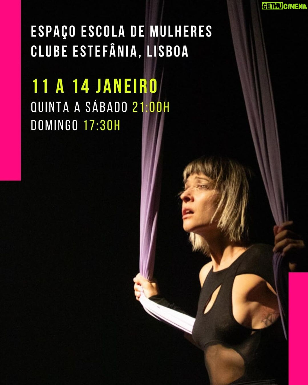 Diana Nicolau Instagram - JANEIRO 2024 - O desconforto continua. De 11 a 14 de Janeiro 5f a sábado às 21:00h Domingo às 17h na Escola de Mulheres, Espaço Clube Estefânia em Lisboa. Estamos de volta! Bilhetes à venda. ________ DESCONFORTÁVEL - um monólogo de: Texto, Criação, Encenação e Interpretação | Diana Nicolau Assistência e apoio à criação | Inês Ferreira Silva Desenho de som | André Freitas de Almeida Desenho de luz | Rui Braga Cenografia e Direcção Arte | Cuca Figurinos | José António Tenente Tecido Vertical | M. Matias Movimento | Inês Afflalo Direcção Técnica e Operação Audiovisual | Daniel Nicolau Fernandes Vídeo | Jorge Albuquerque Comunicação | Ana Nicolau Sousa Fotografia | Raquel Pellicano ➡️Mais informações, outras datas e bilhetes: link na bio ❤️