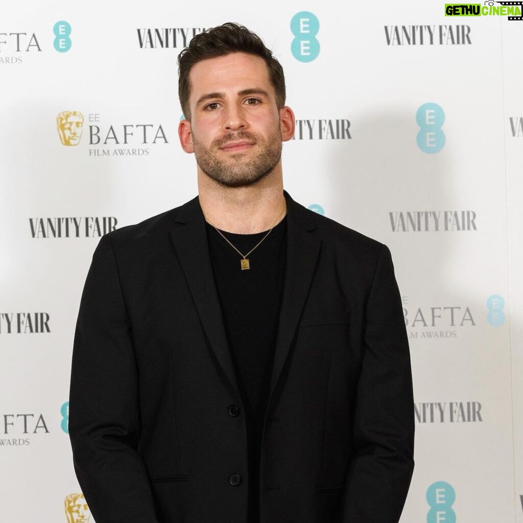 Dino Fetscher Instagram - What an epic night @vanityfair @bafta party this week ⭐ Thanks so much for having me♥ . . . 📸 @gettyimages Battersea Power Station