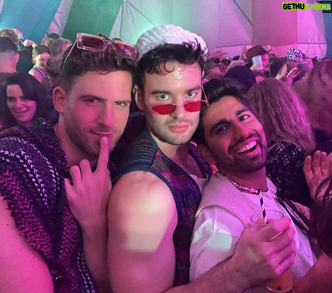 Dino Fetscher Instagram - 🪄 S~H~A~M~B~A~L~A 🔮 Pt 1. So much love ♥️ @shambalafest
