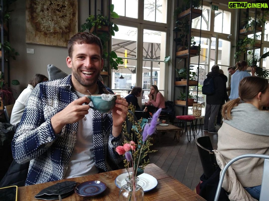 Dino Fetscher Instagram - Berlin photo dump pt 2 🐻♥️