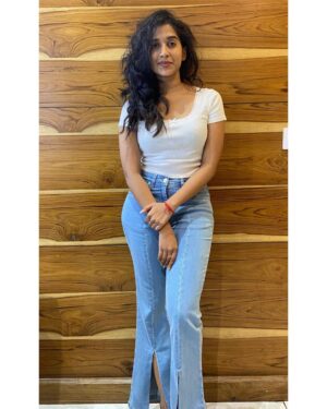 Divyadisha Mohanty Instagram - 🖤🖤