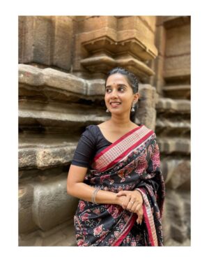 Divyadisha Mohanty Instagram - Wabi Sabi ❤️🖤