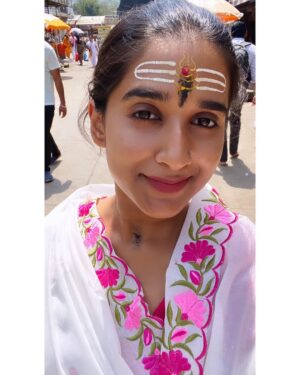 Divyadisha Mohanty Instagram - Har Har Mahadev 🙏🏼