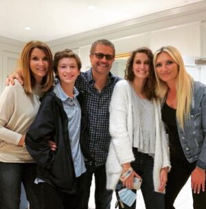 Dixie Carter-Salinas Instagram - So fun being with this special girl who we all LOVE. Big things coming from Brooke that I cannot wait to share. 💙@mizzhogan