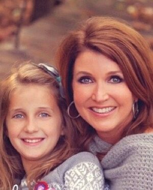 Dixie Carter-Salinas Instagram - HAPPY 18th BIRTHDAY to my beautiful daughter!!! Reese, God blessed me beyond measure when I became your mama.  Your kind, generous spirit is such a gift. It’s surreal to even imagine my baby is 18 and taller than me. I love you more than I can ever put into words. Time is flying by so fast and it makes me sad your high school graduation will be here in a blink of an eye  but I know your next adventure at @olemiss will be your best ever. I’m so jealous!! Stay true to yourself and your faith.  Love you my baby girl… #happybirthday #hottytoddy ❤️💙 #mybabygirl