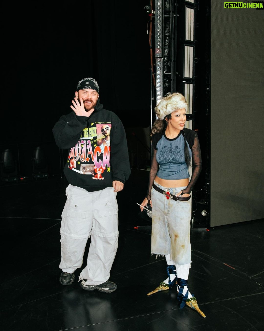 Doja Cat Instagram - the scarlet tour is going to be scarlet tour come enjoy the scarlet tour with your scarlet tour ticket at the scarlet tour scarlet tour @michaeldrummondphoto