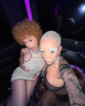 Doja Cat Instagram - come see us all on tour and central cee is a great dude also my pepperonis