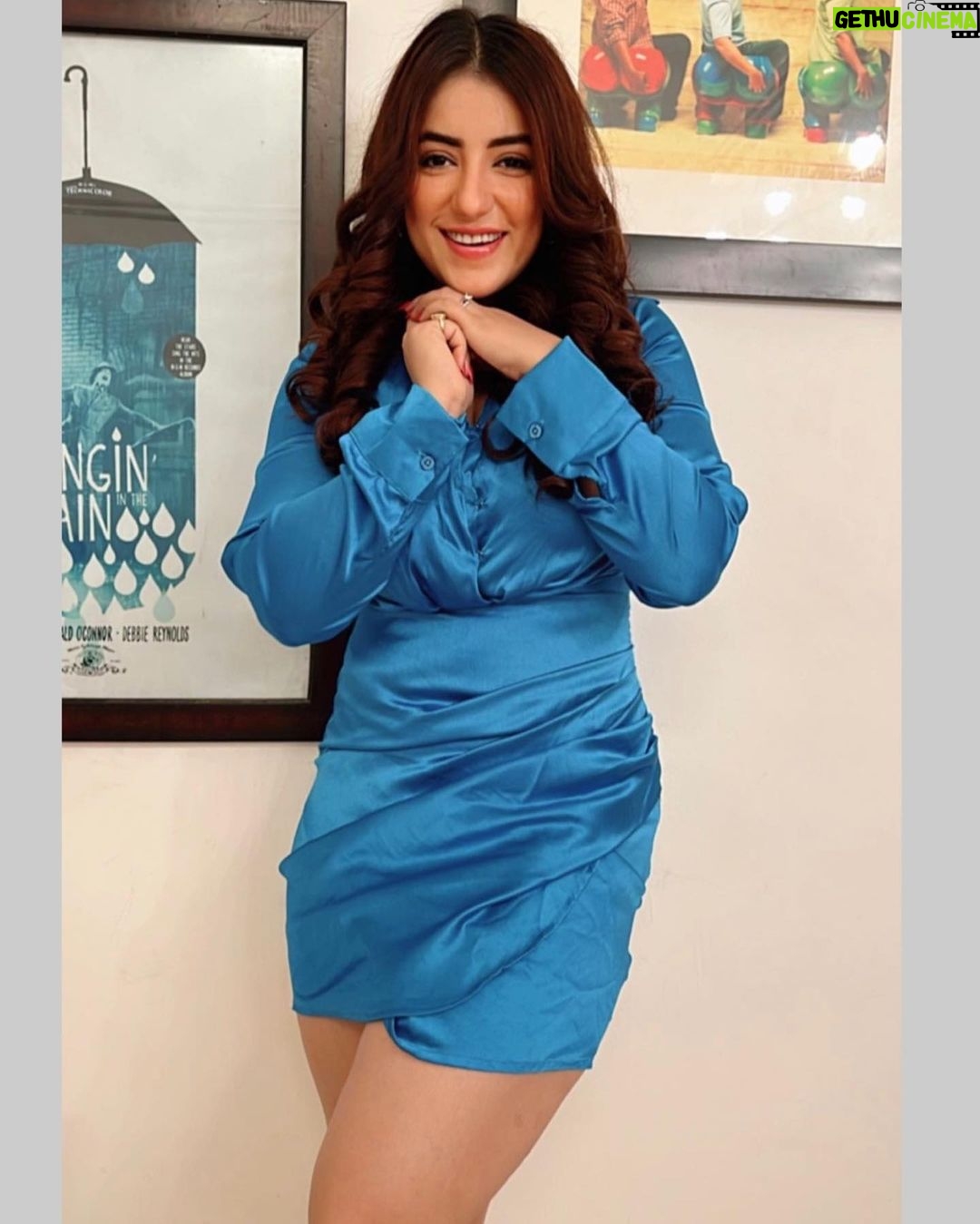 Dolly Chawla Instagram - Always find a reason to SMILE 😊..