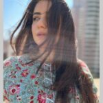 Dolly Chawla Instagram - ☀️ हमें बनाने वाला नहीं समझ पाया तुम क्या समझोगे