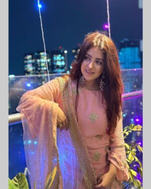 Dolly Chawla Instagram - About last night 💫

#happydhanteras #happydiwali ☺️💫