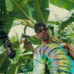 Don Patricio Instagram - Si soy un locoplaya nena cómo quieres que no lo parta? 💚 Vacaciones Pagadas de Locoplaya ya disponible en todas las plataformas digitales🤟 con la música de @blasfem y un vídeo de @saotst / @borjabuche @geni_colegui . Link en bio La Caleta, Canarias, Spain