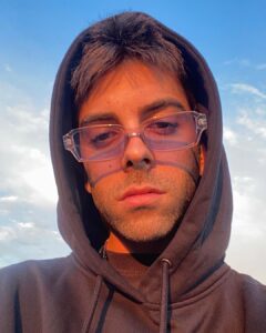 Don Patricio Instagram - Es verano ya? Quiero sacar música🥵