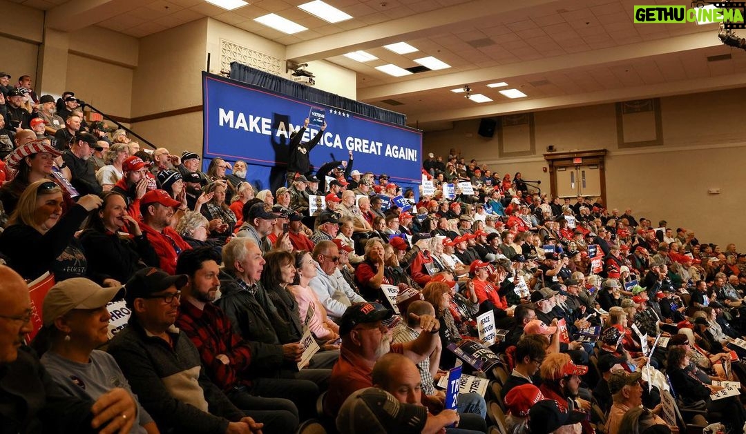 Donald Trump Instagram - THANK YOU—Claremont, New Hampshire, I love you!