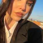 Dove Cameron Instagram - 🤵🏻‍♀️
