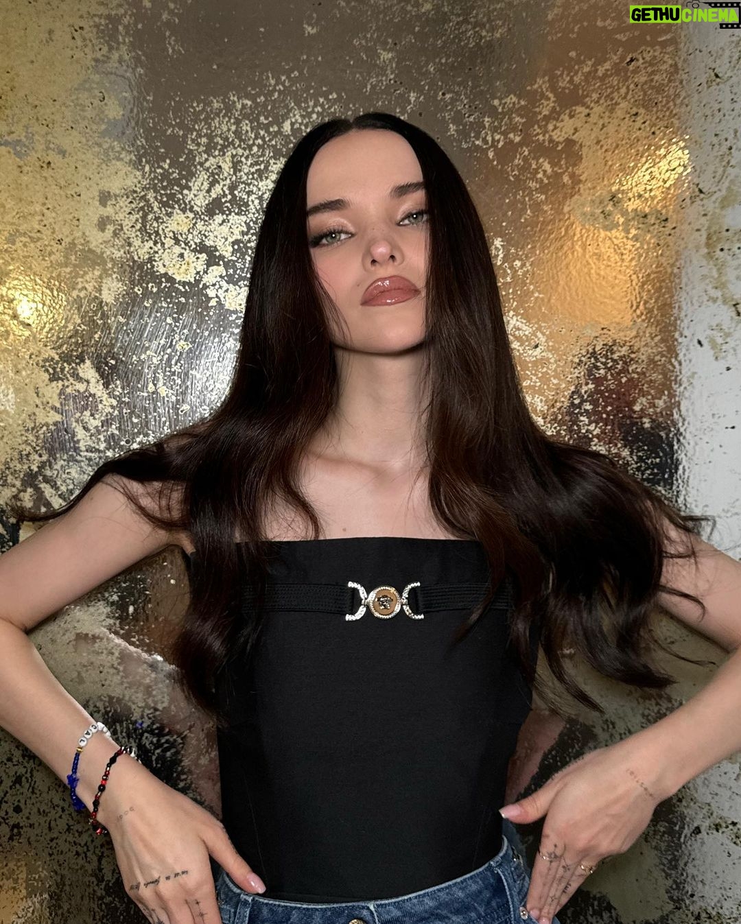 Dove Cameron Instagram - such a lovely day talking all things album π½βπ»π©°ππͺ‘π¦π§π»ππ§Έπͺ½π«§link in bio to pre save i love you