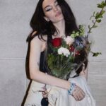 Dove Cameron Instagram - LA 🫶🏻🫶🏻🫶🏻 hearing you sing the unreleased will never not be crazy to me