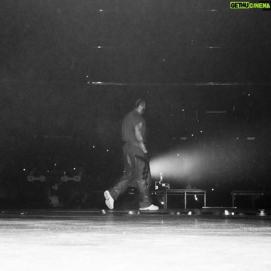 Drake Instagram - Walk em down like Smurk man Los Angeles, California