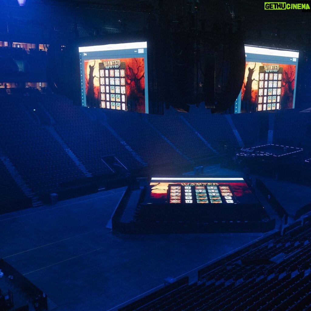 Drake Instagram - Playing @stake slots on the stage calls for an intervention probably Montreal, Quebec