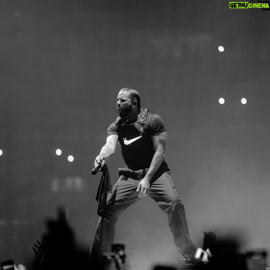Drake Instagram - Allow me to pay my respects one last time LA…