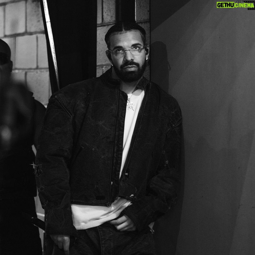 Drake Instagram - She asked me for 50k and when I said no she started balling…I said are you having a financial cry sis?