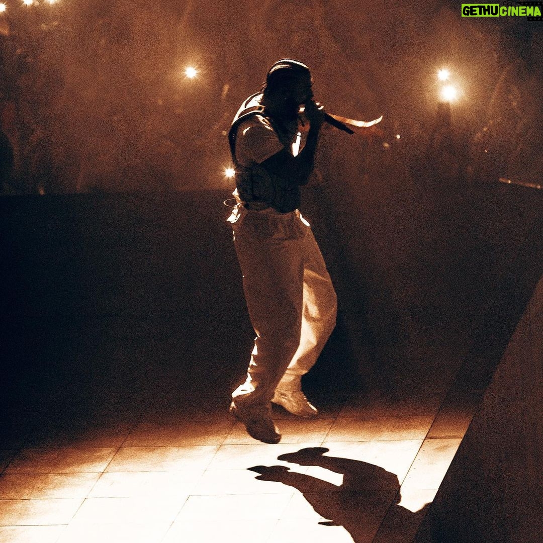 Drake Instagram - Playing @stake slots on the stage calls for an intervention probably Montreal, Quebec