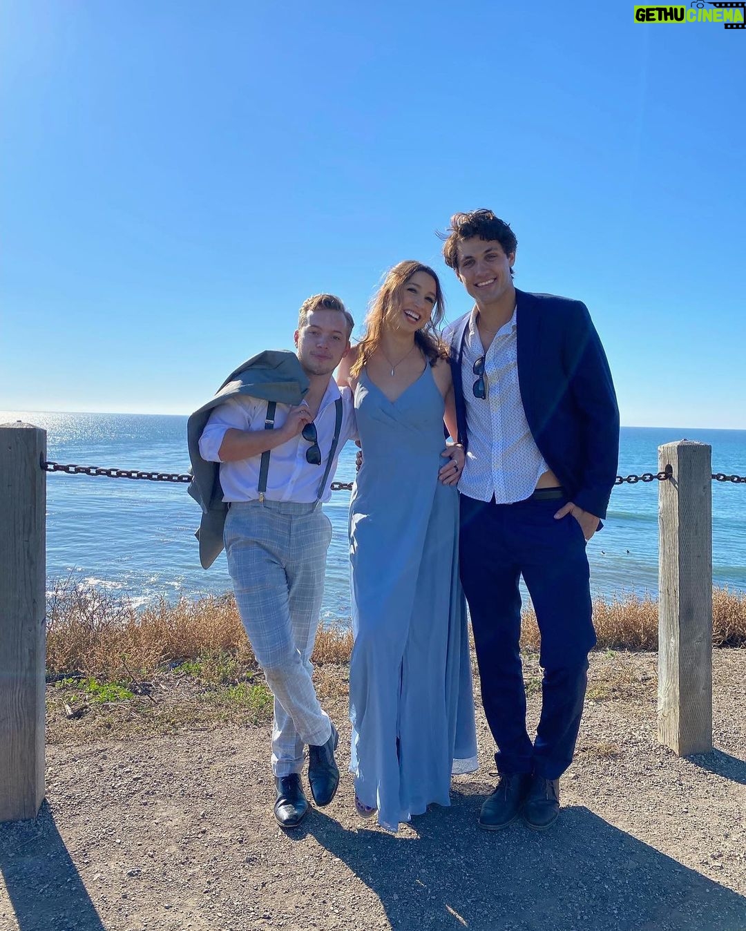 Drake Rodger Instagram - The One Where Your LA Sister Gets Married - And You Steal The Show With A Star Wars Routine