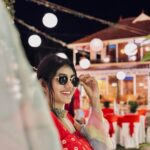 Drishya Raghunath Instagram – GULABHI NIGHT was filled with fun and craziness ❤️
Swipe left to find out :) 

Statement choker from @adorebypriyanka ❤️