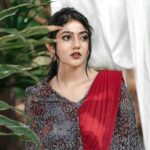 Drishya Raghunath Instagram – ग़ुलाब का फूल

PHOTOGRAPHY : @jishnumurali_  MUA : @cosmoholic_by_amritha_sarath 
OUTFIT : @chithras_fashion_paradise 
RETOUCH : @abhishek__asokan 
ASSISTANT : pixel.monk._ 
LOCATION : @niramayamheritage