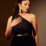 Drishya Raghunath Instagram – C L E O P A T R A

Experiencing the magic and allure of Egypt through the eyes of a modern-day Cleopatra 👁#ModernMuse 

Ft. @drishya__raghunath 

Photography & retouch: @zoom.inphotography 
Styling: @stylewithandriya @andriya_nunez 
Makeup & hair: @gopzmeow 
Outfit : @acornfashionlines
Earing: @zorros_jewelstore
Special thanks: @vishnu.chandrabose
@mr.canographers

Studio: @tinyturtle.media