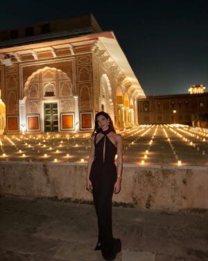 Dua Lipa Instagram - New Year's Eve in Jaipur 🇮🇳🫀