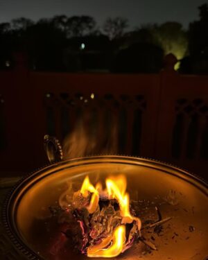 Dua Lipa Instagram - New Year's Eve in Jaipur 🇮🇳🫀