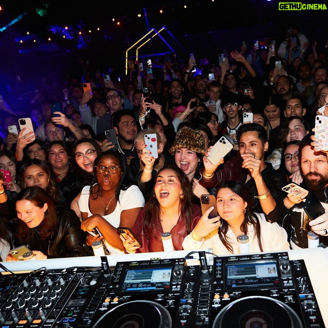 Dua Lipa Instagram - Last night in LA @ the Houdini Estate celebrating release weeeek!!!! I love you guys so much!! What a night 🔐🫀⛓️