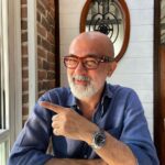 Durul Bazan Instagram - Bak tam şu parmağımın hizasından doğru …... …)