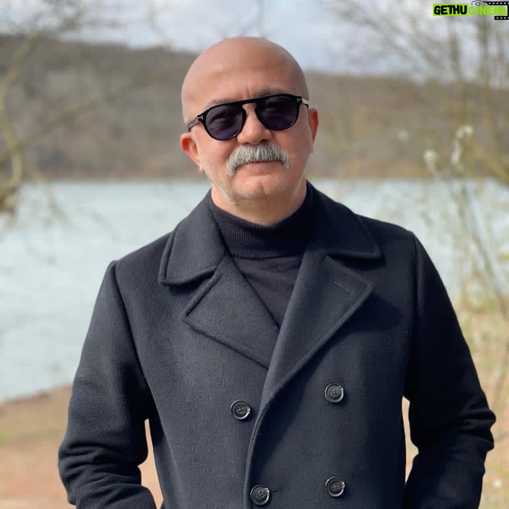 Durul Bazan Instagram - İsmet is loading #seniçokbekledim #startv #skalayapım #dnzfilm