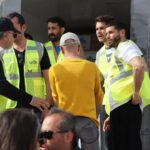 Durul Bazan Instagram - Sevgili @ucimorgtr @saadetozkanefe @yucelceylancom ve çorbada tuzu bulunan tüm kardeşlerim; Deprem bölgesindeki kardeşlerimize yurdun dört bir yanında da kardeşleri olduğunu gösterme fırsatı verdiğiniz için ne kadar teşekkür etsek azdır…♥️🦋 Gaziantep