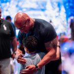 Dwayne Johnson Instagram – This is Kamran ‘Buddy’ Golesorkhi from @makeawishamerica. 

He’s 9yrs old and he’s awesome. 

Buddy’s wish was to meet me. 

He was so proud – rightfully so – to show me his insanely cool new prosthetic leg🦿👏🏾👏🏾👊🏾

Wish I was as cool as Buddy but that’s what makes him special. 

Lots of positive and good stuff still happens in this world and Buddy is one of them. 

#MakeAWishDay
#21Kids 
#BestDayEver