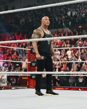 Dwayne Johnson Instagram - Energy. Vibe. Mood. 
Grateful for the connection. 
More to come. 
#peopleschamp ✊🏾

📸 @flanneryunderwood @wwe