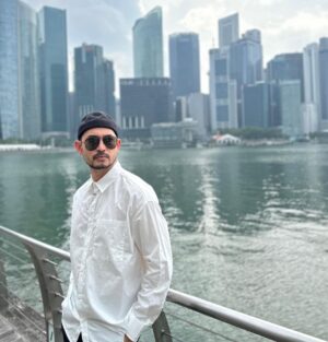 Dwi AP Instagram - Mandatory spot 📸
#singapore #sunday #weekend