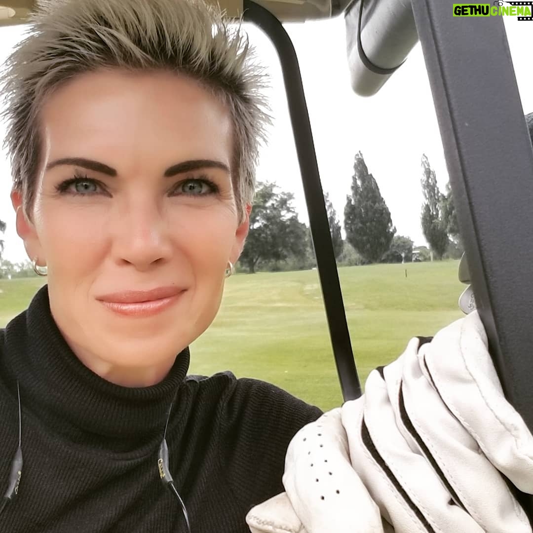 Eaddy Mays Instagram - Sunshine, learning new things, and the company of fine men. Life is good 😊 #knowwhentorest #bestball #fore ⛳💯 Pittsburgh, Pennsylvania