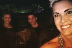 Eaddy Mays Instagram - @hollandroden and @maxcarver are such good sports! ...I always call "shotgun" first 😈 and they never complain 😊
Just left #COTN5 VIP meet up.  Such fun!! Stoked about tomorrow! 😍🤘🏼🏹🇦🇮